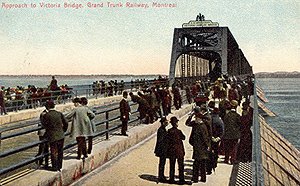 Le pont Victoria, v.1900.  (Photo - Collection Matthew Farfan)