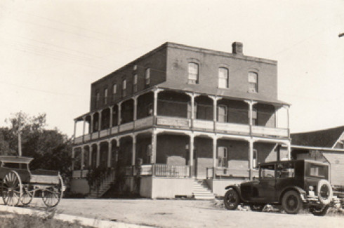 Commercial Hotel, c.1920s