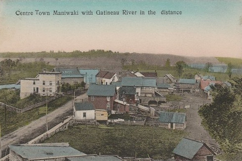 Maniwaki -- Centreville, vers 1910 / Downtown, c.1910