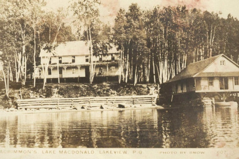 Macrimmon's, Lake Macdonald, Arundel, Qc., c.1910. Photo : -- Snow.