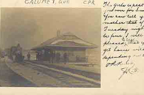 Gare et passagers / Railway Station and passengers, 1905