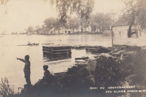 Government Dock, Pointe-Claire, c.1910 / Quai du gouvernement, Pointe-Claire, vers 1910