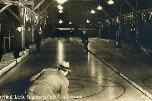 Aréna de curling / Curling rink, Seignory Club