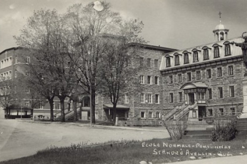 École normale, pensionnat, vers / circa 1930.