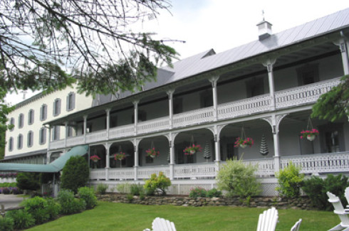 Auberge Lakeview / Lakeview Inn (1870s) 