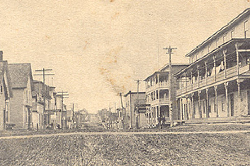 Rue Main, v. 1900 / Main Street, c.1900