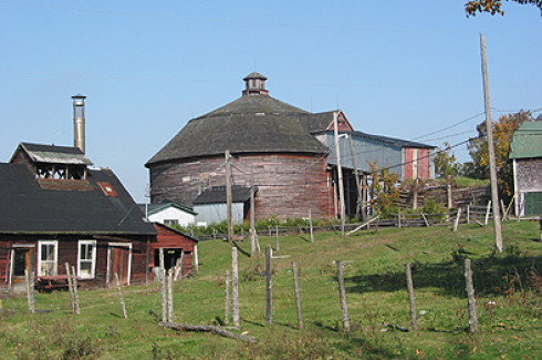 Grange ronde / Round barn, Canton de Barnston