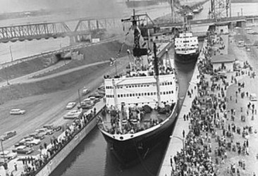 Opening St. Lawrence seaway