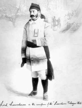 Le marquis de Lansdowne, habillé comme membre du Lansdowne Toboggan Club, fut le cinquième gouverneur général du Canada entre 1883 et 1888. (Collection du Musée de la rivière Cascapédia)