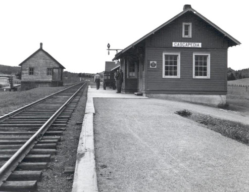 La gare de Cascapédia, vers les années 1940. (Photo - Collection du Musée de la rivière Cascapédia)
