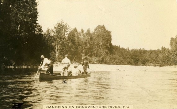 "Canoeing on Bonaventure River" (Canoé sur la rivière Bonaventure), c.1920 / v. 1920