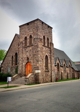 Église presbytérienne Margaret Rodger Memorial / Margaret Rodger Memorial Presbyterian Church, Lachute
