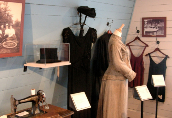 Clothes and Textiles. 
Kempffer Cultural and Interpretation Centre. 
Our collections abound with objects characteristic of the middle class reality of New Carlisle during the Victorian era: clothes, cutlery, recreational objects, and so on.
(Photo - Heritage New Carlisle)