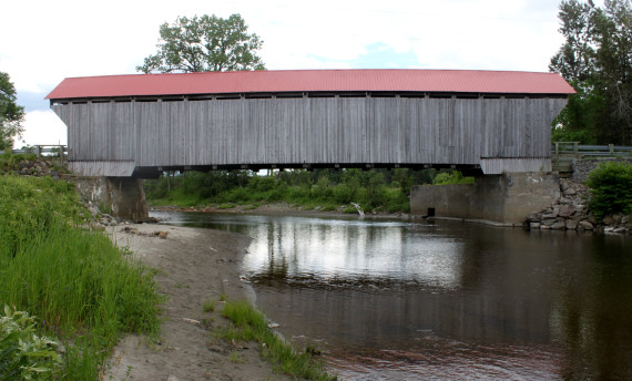 The old McDermott Bridge over the Eaton River (1886)