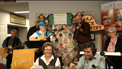 Project directors Heather Darch and Glenn Patterson at a Heritage Live event in Hemmingford.