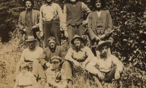 Guides et pêcheurs / Guides and guests, vers / circa 1918