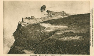Rocher et Village de Percé