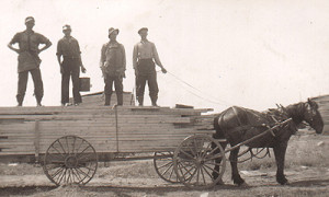 L'halage / Hauling lumber