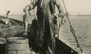 Un pêcheur vigoureux / A hardy fisherman, Gaspé