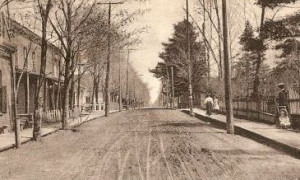 Rue Main Est, v. 1905 / Main Street East, c.1905