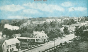 Le village, v.1910 / The village, c.1910