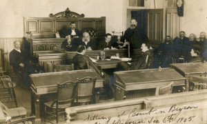 Cours de Bryson v.1905 / Bryson Courthouse, c.1905