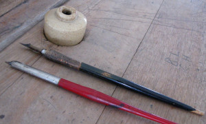 <strong>INKWELL AND NIB PENS.</strong>
These were used by students at their desks when paper was available. (Compton County Museum Collection / Photo - Jackie Hyman)
