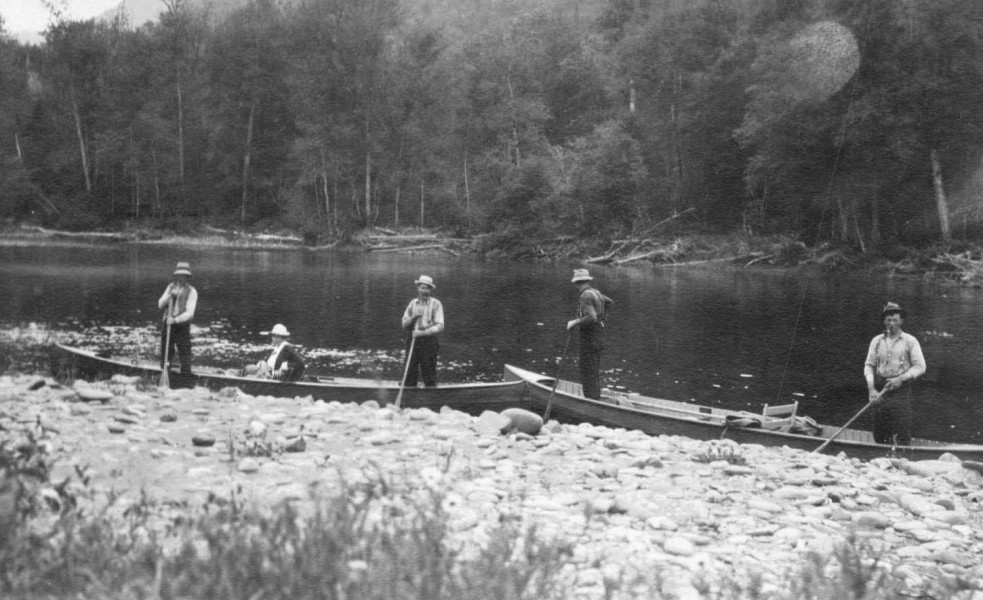 Guides, Lorne Cottage, early 20th century. Since they would be heading towards the upper waters where they would spend the entire day, guides had to make sure that they had everything they needed. Supplies included fishing tackle, a good lunch, and high hopes of landing a trophy fish. 
(Photo - Cascapedia River Museum Collection)