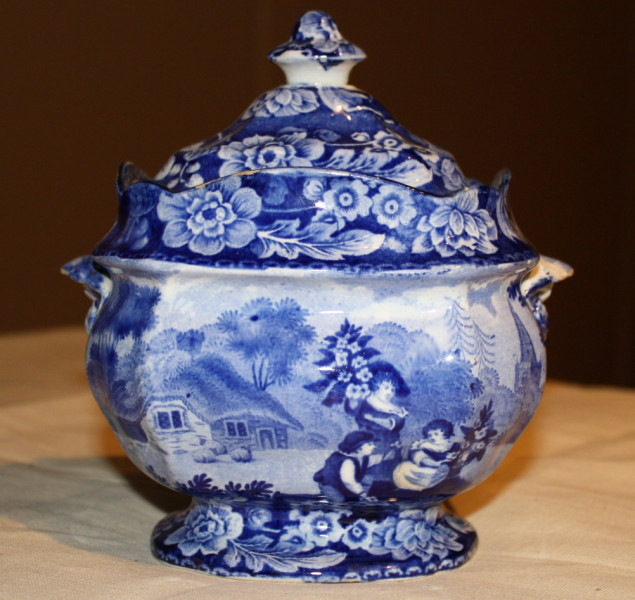 Blue and white ware sugar bowl, c. 1785.
Lovisa Gates Stanton received this sugar bowl when, at the age of 16, she married Captain William Stanton of Preston, Connecticut. Along with her family Lovisa came to Missisquoi County in 1807 and settled in Stanbridge East. She was 96 years old when she died and was survived by 10 children. (Missisquoi Historical Society Collections)